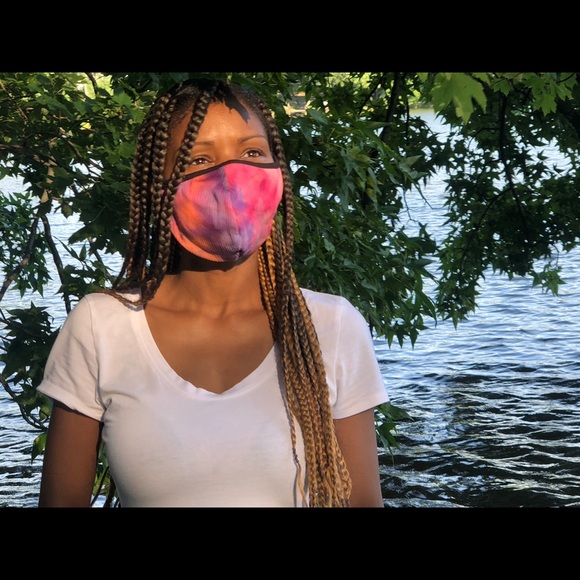 Ribbed Tie Dye Mask - Picture 3 of 9